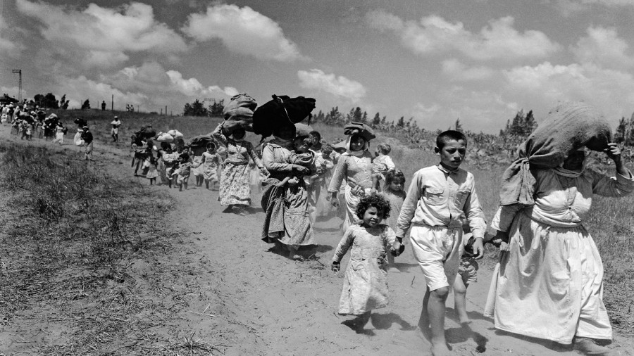 صوت| نساء فلسطين .. 72 عاما من العطاء وحفظ الهوية

